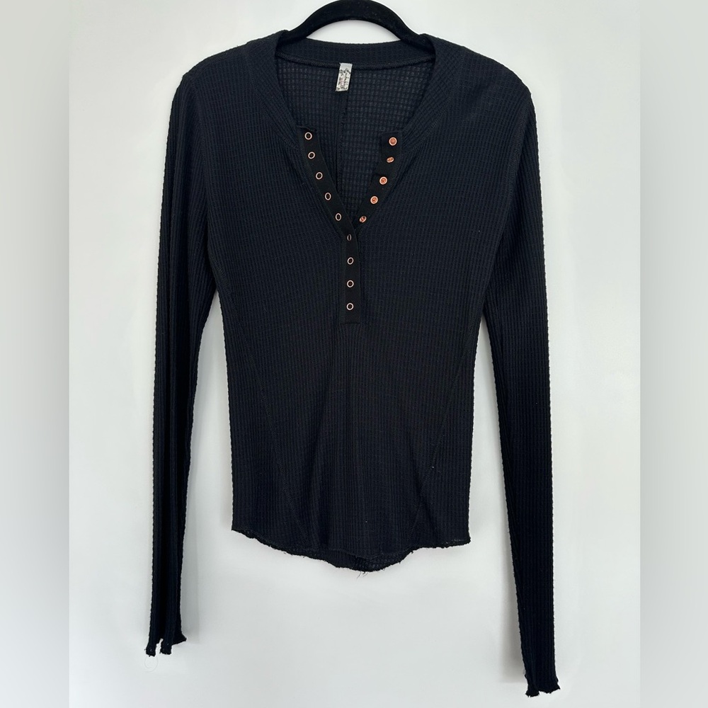 Free people long sleeve thermal Henley black